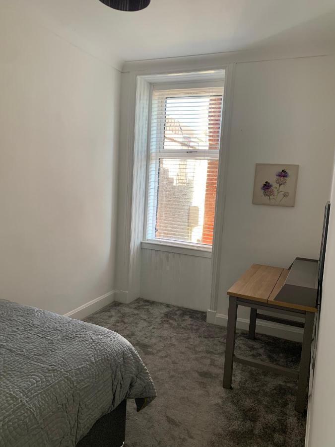 Woodvale Flat, Renton, Loch Lomond
